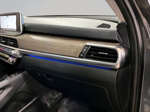 Used 2021 Kia Telluride SX w/ SX Prestige Package image 17