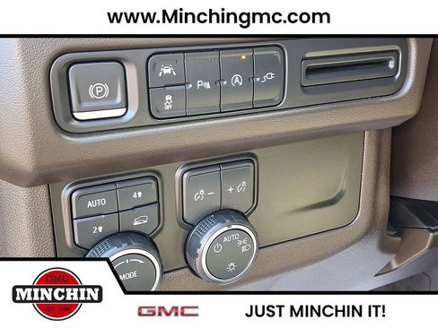 Used 2022 Chevrolet Tahoe LT image 36