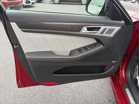 Used 2018 Genesis G80 3.3T Sport image 13