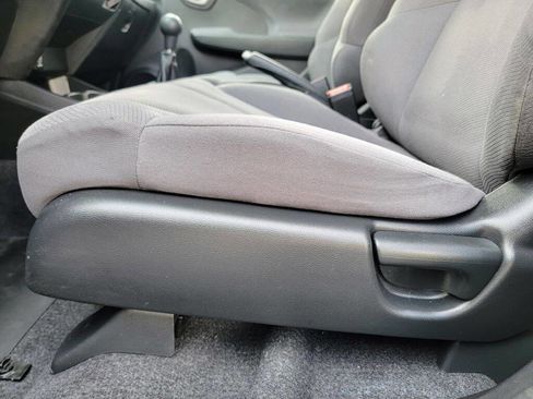 Used 2013 Honda Fit image 17