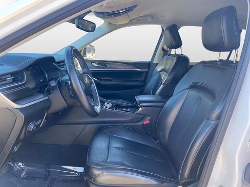 Used 2021 Jeep Grand Cherokee L Limited image 23