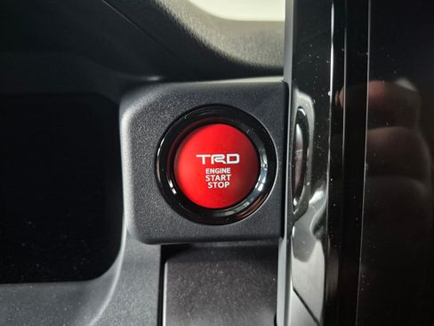 New 2026 Toyota 4Runner TRD Off-Road Premium AWD/4WD image 24