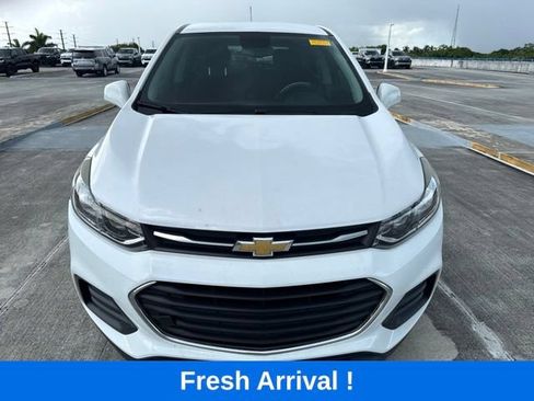 Used 2020 Chevrolet Trax LS FWD image 14