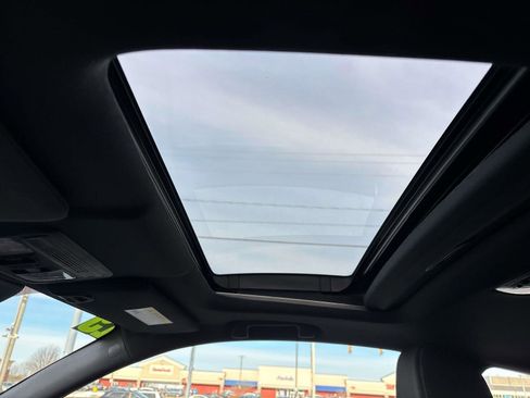 Used 2019 Honda Civic EX image 8