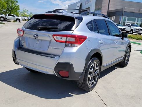 Used 2019 Subaru Crosstrek 2.0i Limited w/ Moonroof Package w/Navigation AWD/4WD image 3