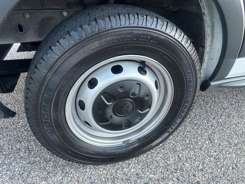 Used 2016 Ford Transit 250 148 Medium Roof image 40