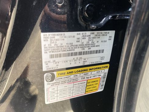 Used 2021 Ford Expedition Limited image 16