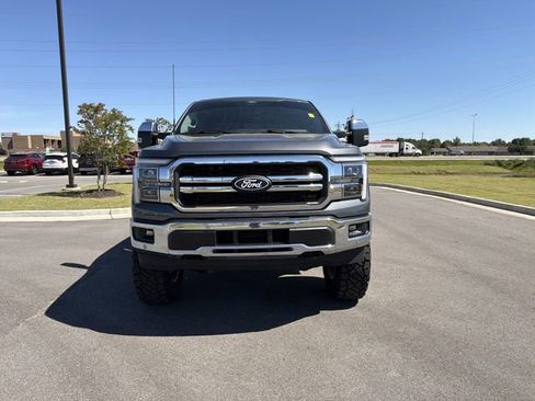 Used 2025 Ford F150 Lariat w/ Equipment Group 502A High AWD/4WD image 8