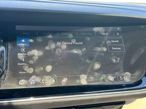 Used 2021 Buick Envision Avenir w/ Technology Package II AWD/4WD image 39