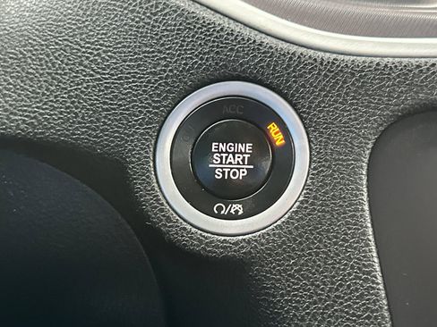 Used 2020 Dodge Charger Scat Pack w/ Dynamics Package image 33