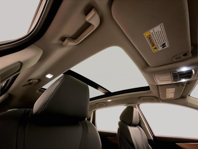Used 2022 Acura MDX SH-AWD image 21