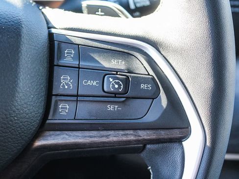 Used 2023 Jeep Grand Cherokee Limited w/ Trailer Tow Prep Group (B) image 33