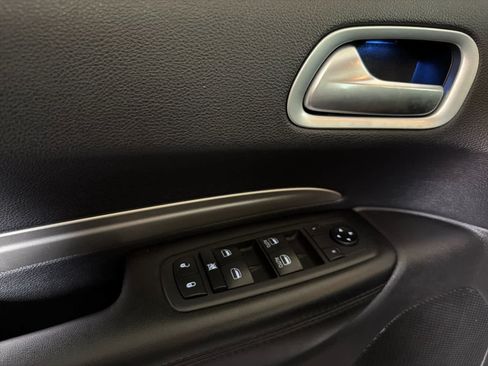 Used 2019 Dodge Durango SXT RWD image 12