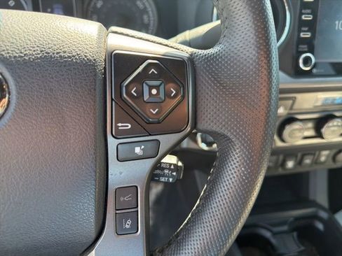 Used 2023 Toyota Tacoma TRD Off-Road w/ Technology Package AWD/4WD image 23