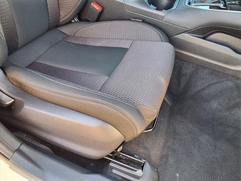 Used 2025 Subaru Outback Premium image 17