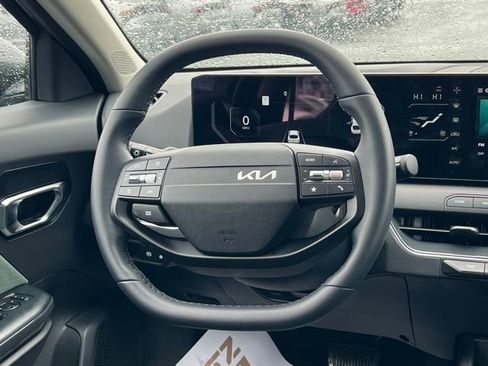Certified 2025 Kia K4 EX FWD image 16