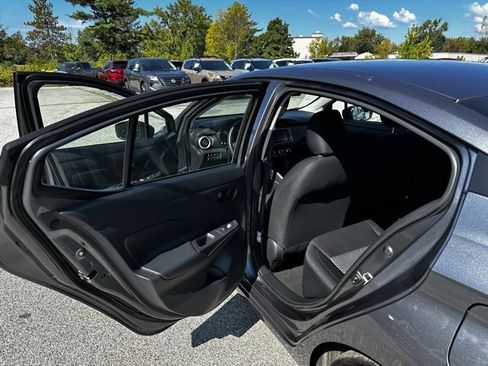 Used 2024 Nissan Versa S w/ Trunk Package image 13