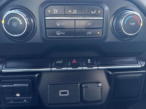 Certified 2020 Chevrolet Silverado 2500 Custom w/ Custom Value Package image 11