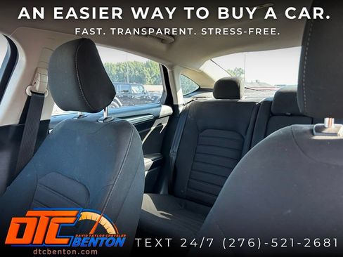 Used 2020 Ford Fusion SE FWD image 10