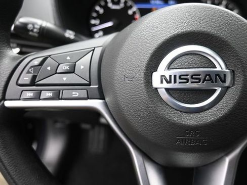 Used 2022 Nissan Altima 2.5 SV image 15