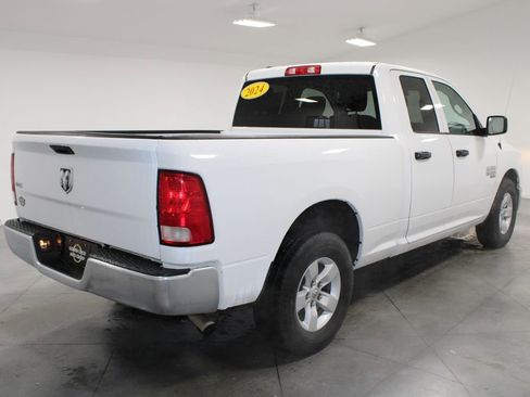 Used 2024 RAM 1500 Classic SLT image 9