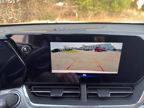 New 2026 Chevrolet Trax LT w/ Driver Confidence Package image 12