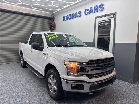 Used 2018 Ford F150 XLT w/ Equipment Group 302A Luxury AWD/4WD image 10