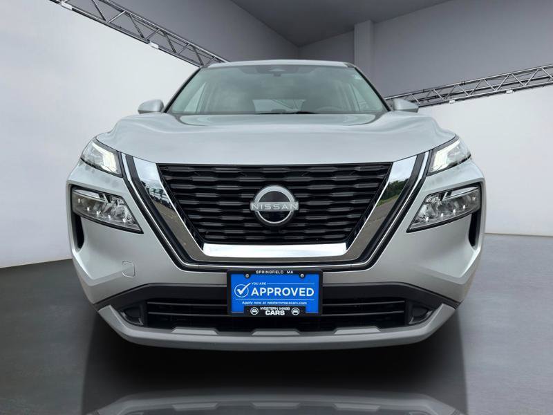 Used 2023 Nissan Rogue SV AWD/4WD image 10