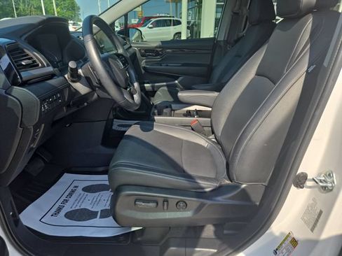 Used 2023 Honda Odyssey Touring image 9