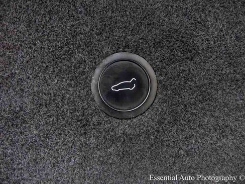 Used 2021 Tesla Model S Plaid AWD/4WD image 39