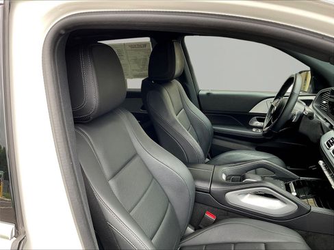 Used 2024 Mercedes-Benz GLE 350 4MATIC image 29