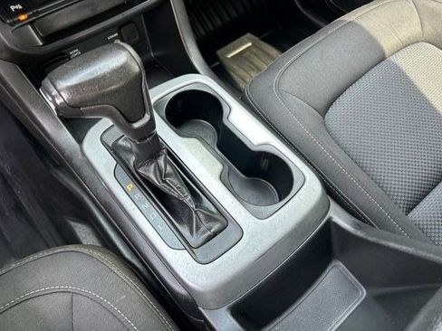 Used 2021 Chevrolet Colorado LT w/ Fleet Safety Package AWD/4WD image 27