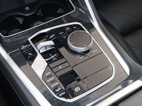 Used 2024 BMW X6 xDrive40i w/ Premium Package image 24