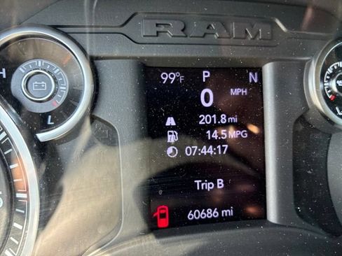 Used 2020 RAM 2500 Tradesman AWD/4WD image 7