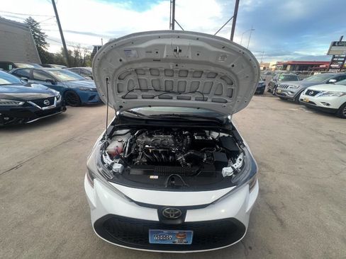 Used 2022 Toyota Corolla LE FWD image 19