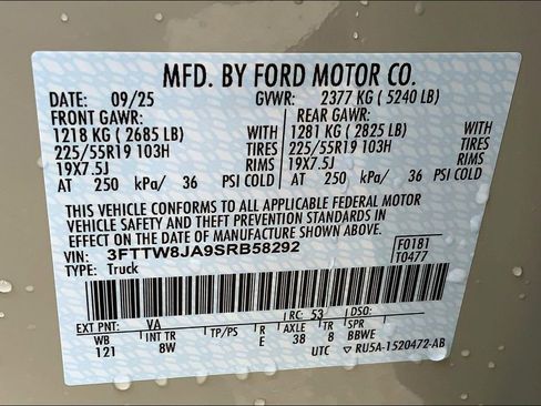 New 2025 Ford Maverick XLT w/ XLT Luxury Package AWD/4WD image 13
