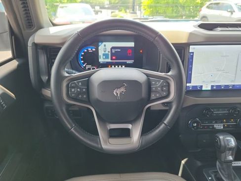 Used 2024 Ford Bronco Wildtrak AWD/4WD image 27