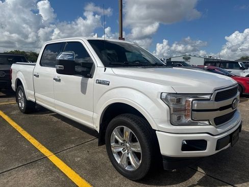 Used 2019 Ford F150 Platinum w/ Equipment Group 701A Luxury RWD image 3