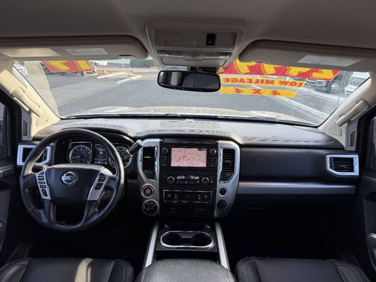 Used 2019 Nissan Titan PRO-4X w/ Pro-4x Convenience Package AWD/4WD image 21