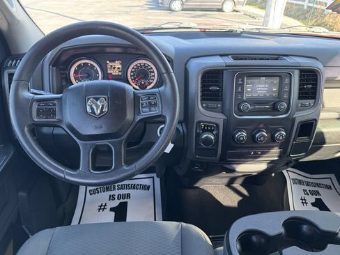 Used 2018 RAM 1500 Express RWD image 12