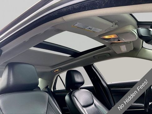 Used 2017 Chrysler 300 Limited w/ Value Package AWD/4WD image 20