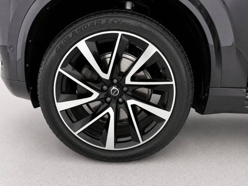 Used 2018 Volvo XC90 T6 Momentum w/ Convenience Package AWD/4WD image 30
