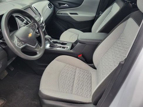 Used 2022 Chevrolet Equinox LS w/ LS Convenience Package image 7