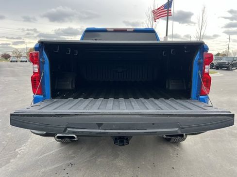Used 2022 Chevrolet Silverado 1500 Custom Trail Boss w/ LPO, Dark Essentials Package image 14