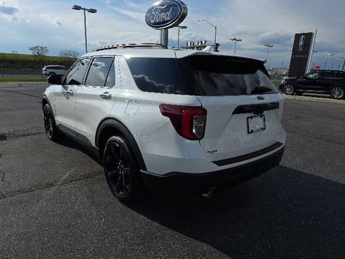 Certified 2024 Ford Explorer ST-Line w/ Class IV Trailer Tow Package AWD/4WD image 5