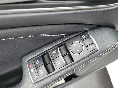Used 2017 Mercedes-Benz CLA 250 image 18