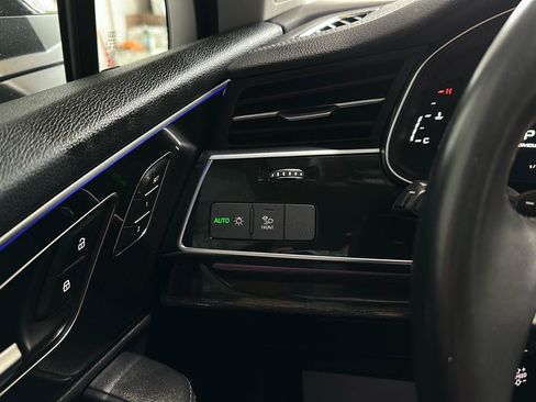 Used 2024 Audi Q7 2.0T Premium Plus AWD/4WD image 37