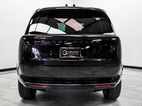 Used 2024 Land Rover Range Rover SE AWD/4WD image 9
