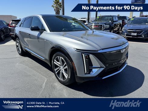 Used 2024 Cadillac Lyriq Luxury w/ LPO, Floor Liner Package RWD image 1