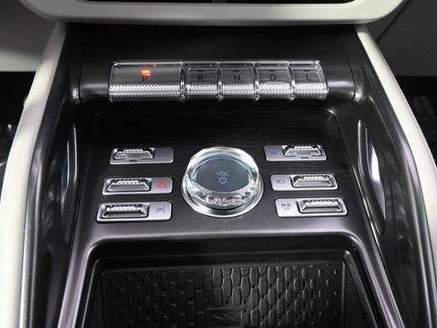 New 2026 Lincoln Nautilus Reserve AWD/4WD image 30